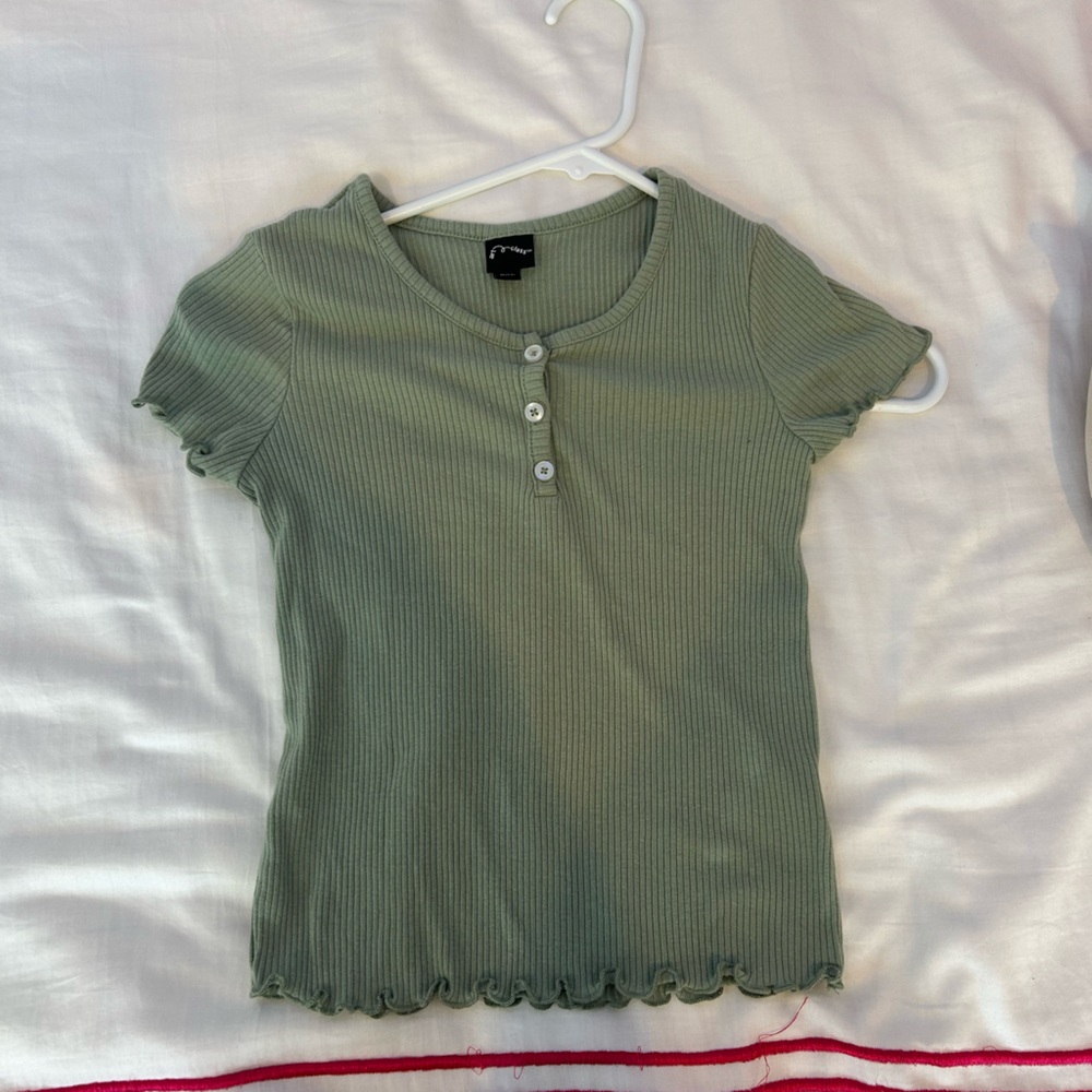 Cute light green half button up top